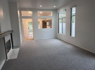 519 Brookhaven Dr, Corona, CA 92879