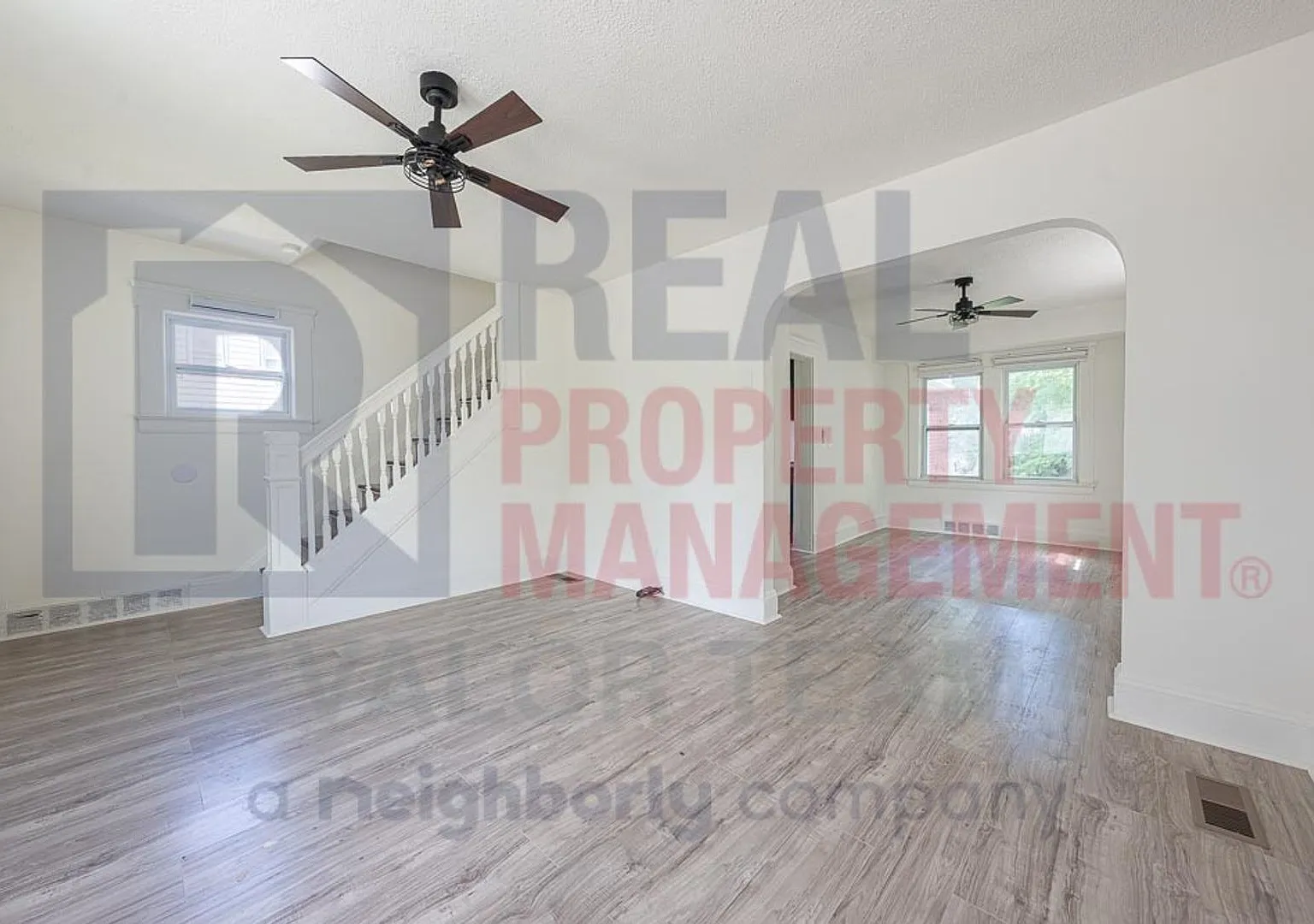 Freshly remodeled 3 Bed 1 Bath Single Family Home — Photo 4
