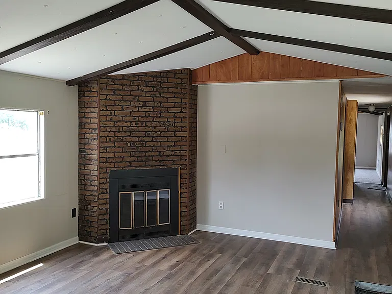 6377 Beloit Ave — Photo 5