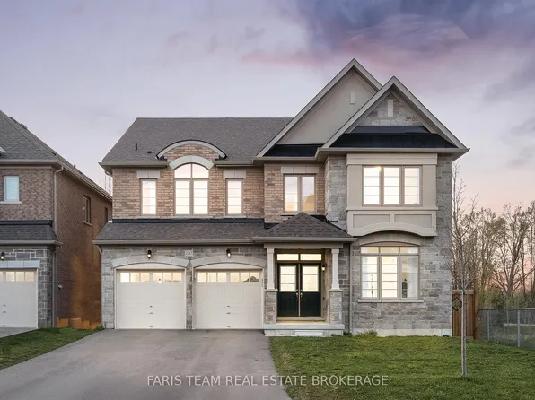 2263 Lozenby St, Innisfil, ON L9S 0M8