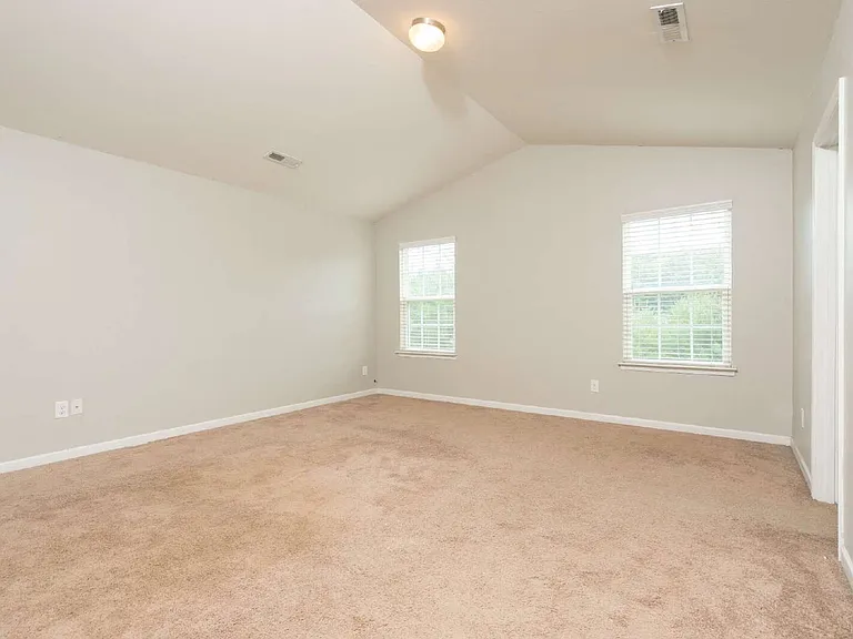 326 Azalea Dr — Photo 6
