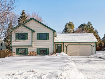 3820 Harbor Ln N, Plymouth, MN, 55446