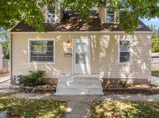 1927 Sharon Ave, Rockford, IL 61103