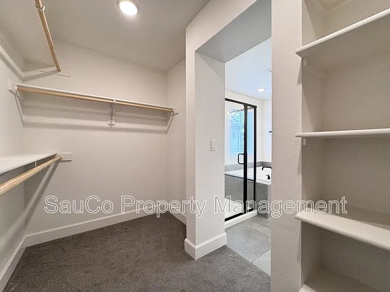 3920 SE 83rd Ave — Photo 14