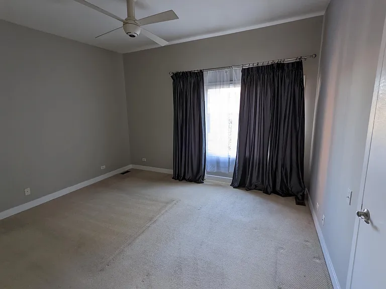 1208 W Fletcher St — Photo 11