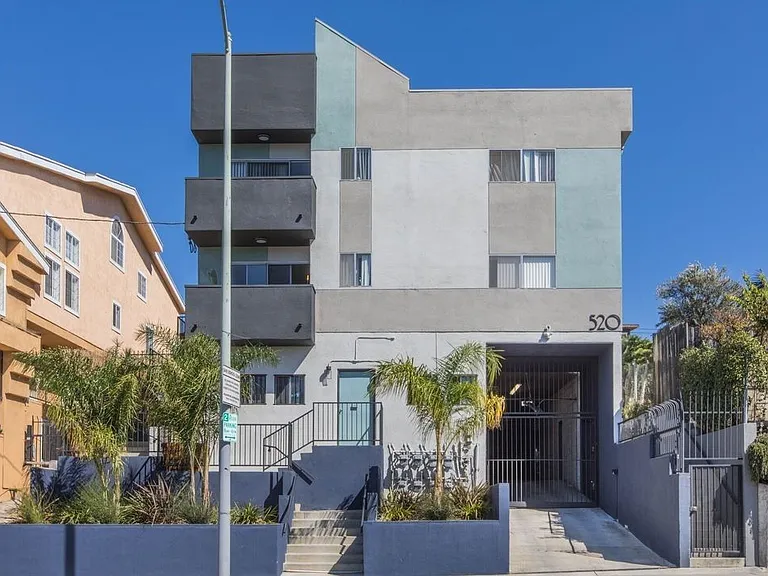 520 N Virgil Ave #8 — Photo 1