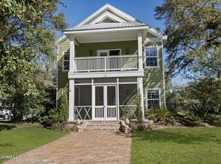 930 2nd St, Gulfport, MS 39501