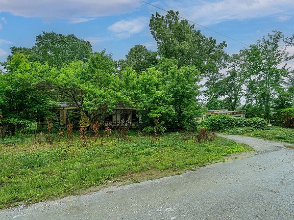 5th image of 491 Joe Hickerson Rd