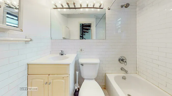 Rented by City Wide Apartments | media 9