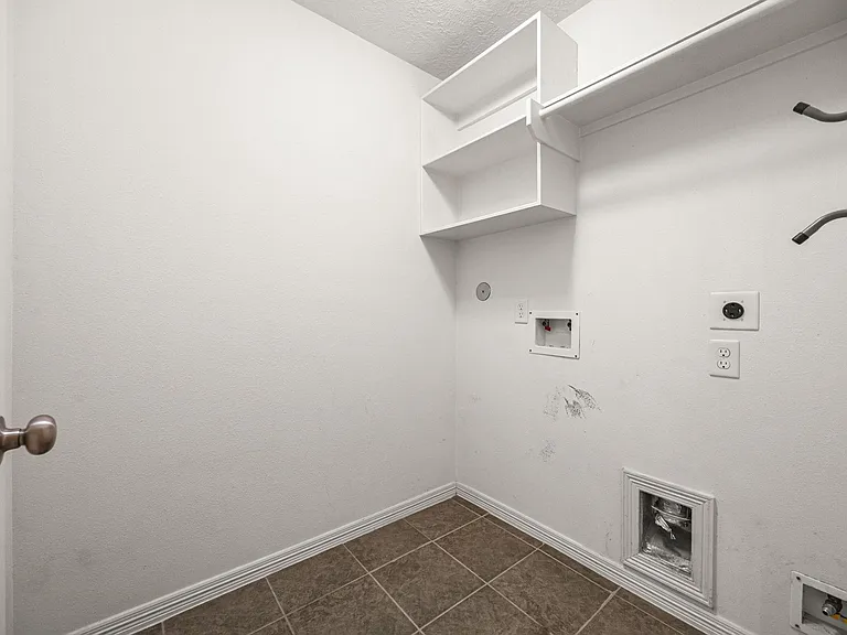 5309 Nolda St — Photo 25