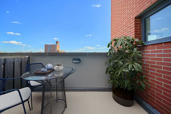 Rented by Living New York | media 13