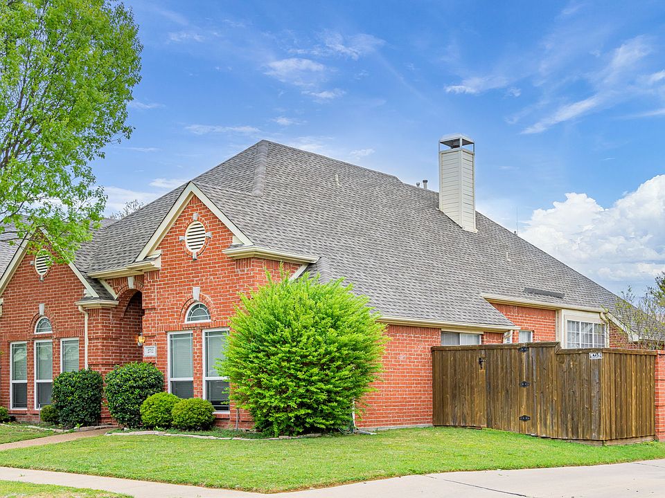 1st image of 2712 Creekmere Dr