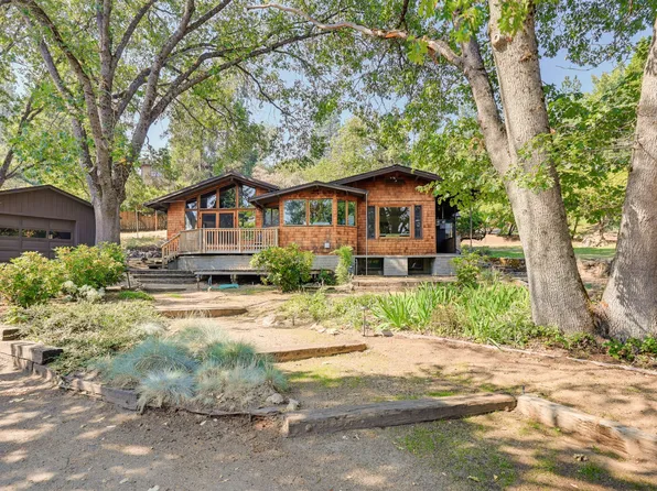 770 Elkader St, Ashland, OR 97520