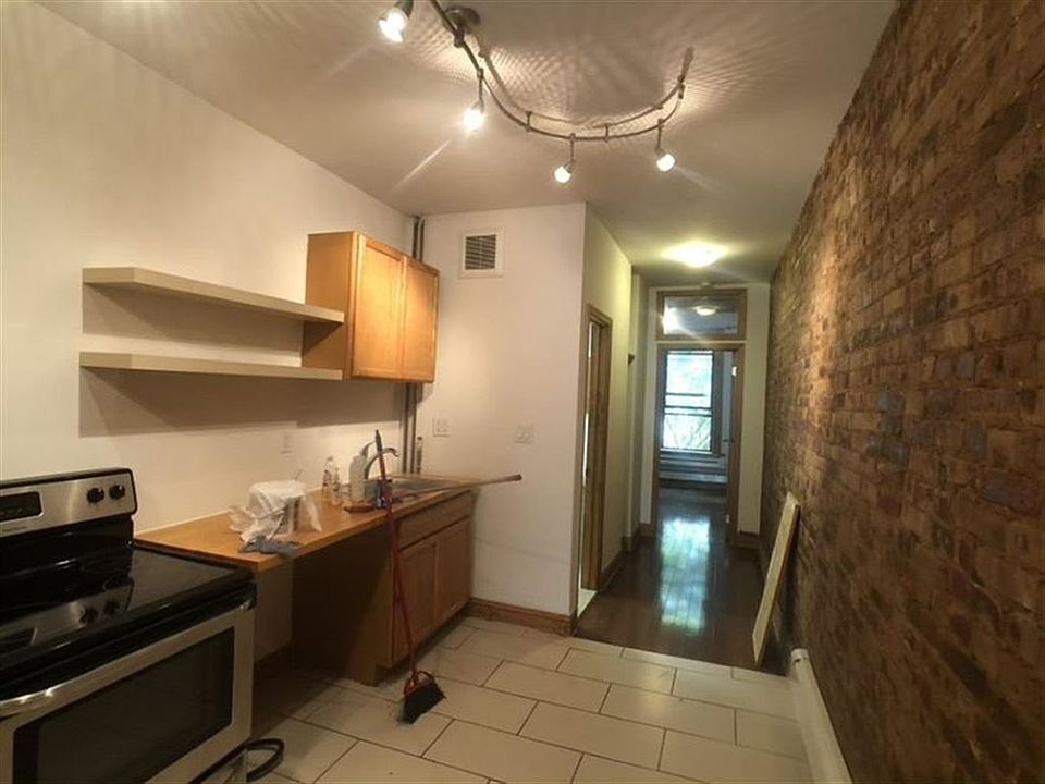 1st image of 2312 1st Ave APT 3S