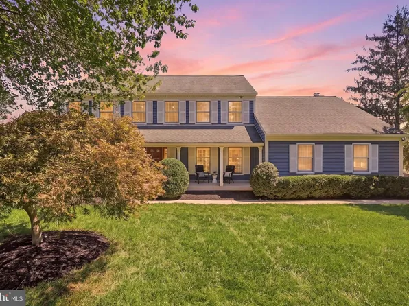 2817 Berryland Dr, Oakton, VA 22124