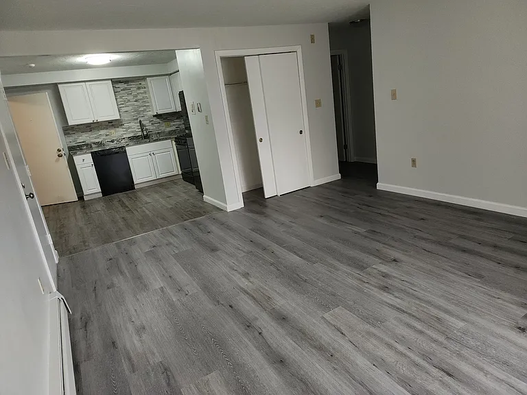 86 Beacon St #2 — Photo 6