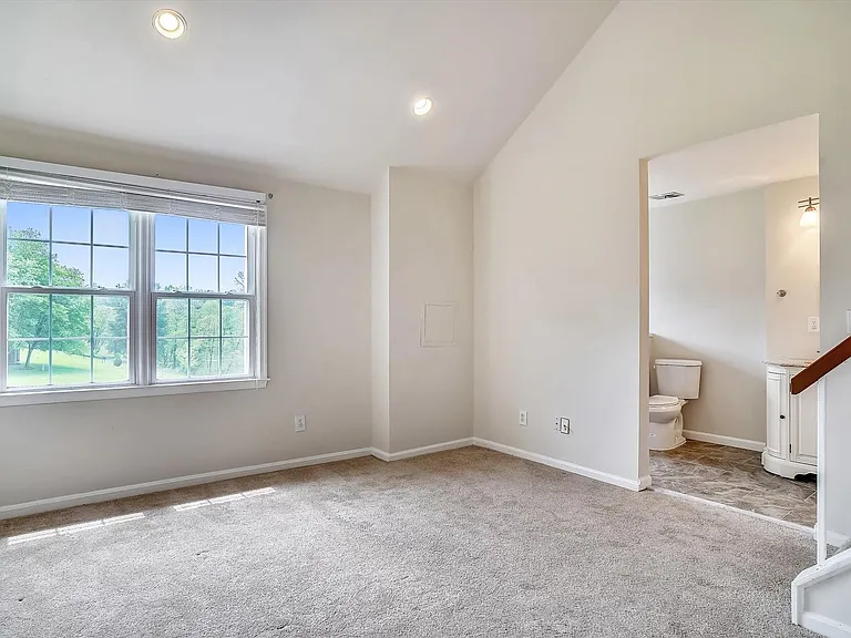 8830 Thomas Lea Ter — Photo 44