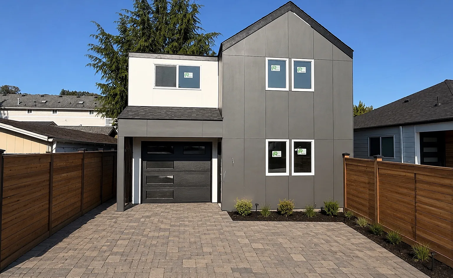 3 bed, 2.5 bath, 1000 sqft, $3,450 — Photo 1