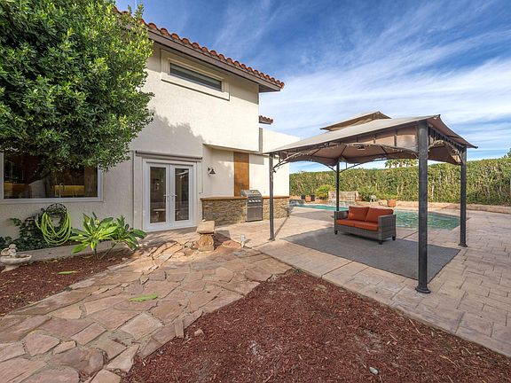4th image of 78880 Aurora Way #78880