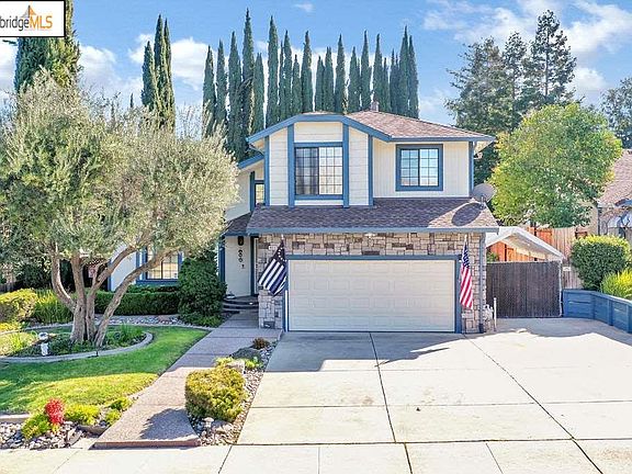 2nd image of 4013 Rockford Dr