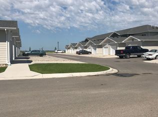 1874 17th Ave N #15, Wahpeton, ND 58075