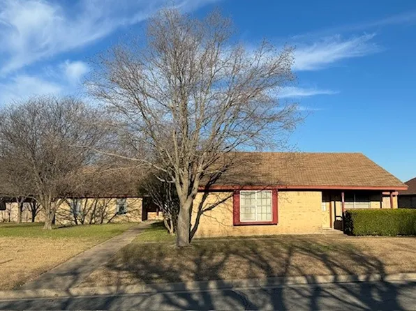 709-715 Kimberly Dr, Hewitt, TX 76643