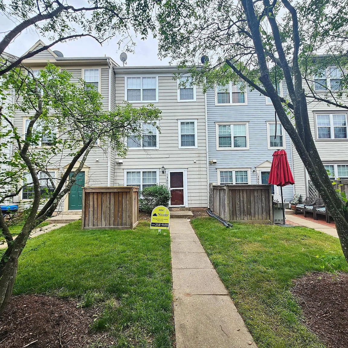 3 bed, 2.5 bath, 1377 sqft, $2,250 — Photo 1