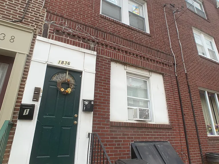 1836 S 2nd St — Photo 1