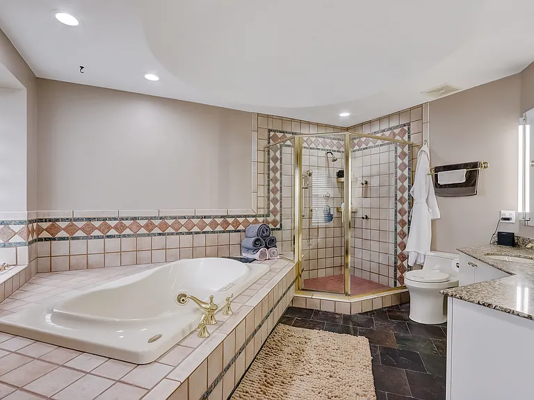 1679 N Cass St #1 — Photo 18