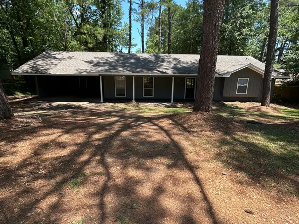 1152 Ferncrest Dr, Jackson, MS 39211