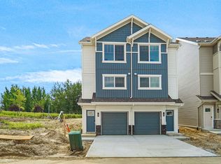 531 Merlin Lndg NW #22, Edmonton, AB T5S0L9