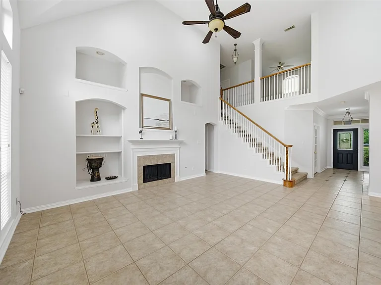 5531 Cranston Ct — Photo 10