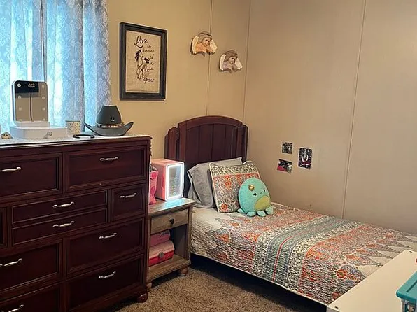 7708 Sara Dr, Maurice, LA 70555