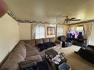 3rd image of 2873 Howey Rd