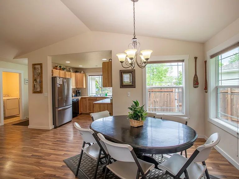 1900 Teal Dr — Photo 9