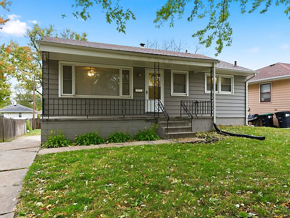 Exterior showing front porch and driveway