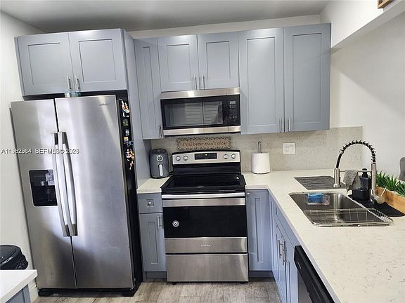 5th image of 7605 NW 4th Pl APT 206