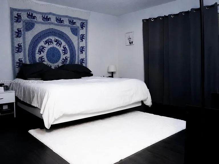 500 NE 2nd St #115 — Photo 6