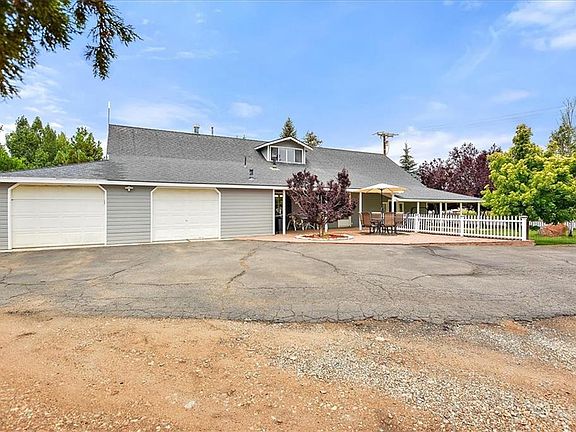 4th image of 1616 E Big Bear Blvd