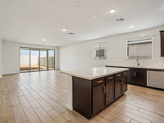 North Copper Canyon - Lavender Interior Image 5