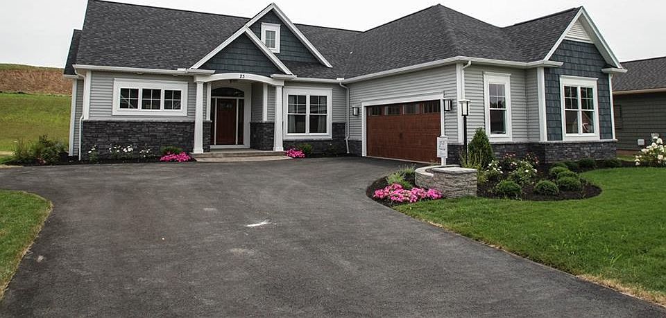 1st image of 4 Black Wood Cir