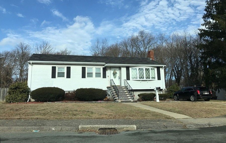 10 Northway Rd, Randolph, MA 02368 Zillow