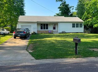 502 W County St, Monett, MO 65708