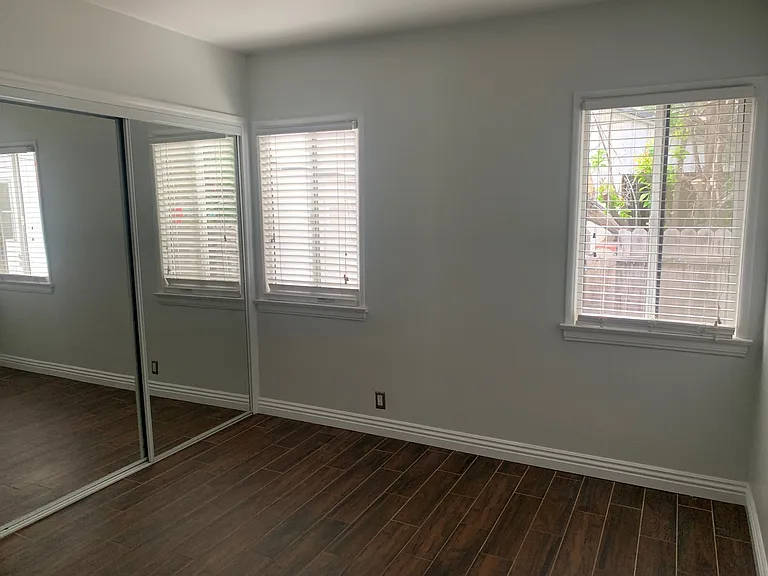 4231 Alcove Ave — Photo 12