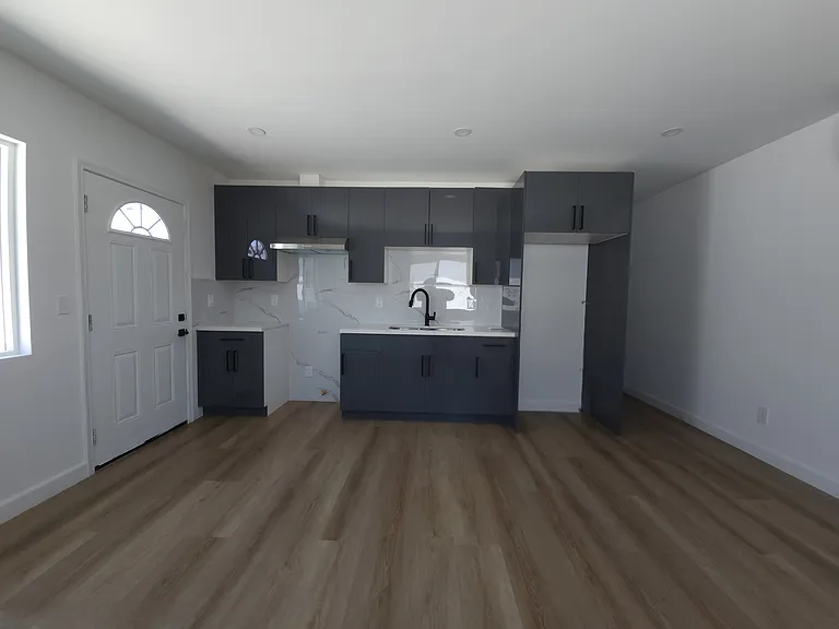 3316 Marine Ave #1/2 — Photo 6
