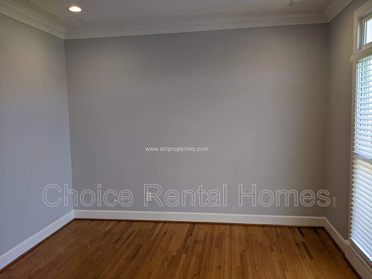8014 Greystone Grn — Photo 6