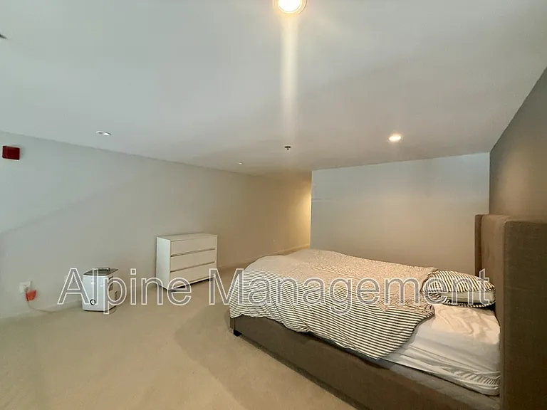 699 Pennsylvania Ave #1 — Photo 16