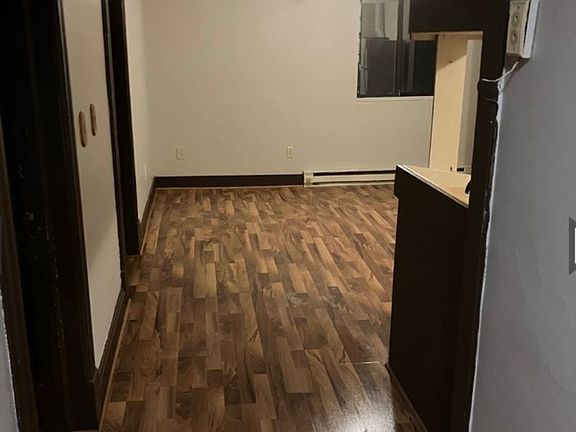 5th image of 144 E Kentucky St #2
