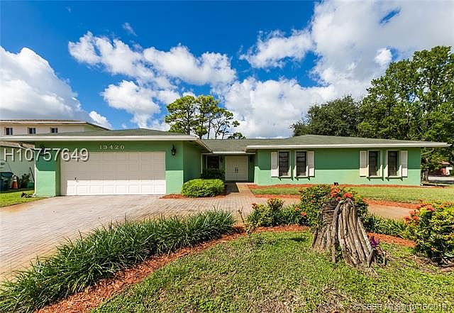 1st image of 19420 NW 17th Ave