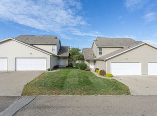 32 Lightning Ln, Kent, OH 44240